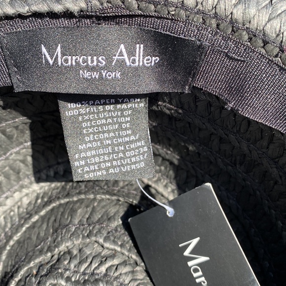 **NWT **
Summer Hat - Picture 10 of 10